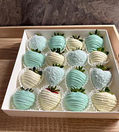 Клубничный бокс "Delight" клубника в итальянском шоколаде