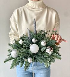 Новогодний декор из нобилиса. Настольная композиция "Grey"