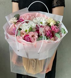 Букет в цветочном пакете "Луна"