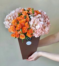 Букет в тубусе "Аве Мария"